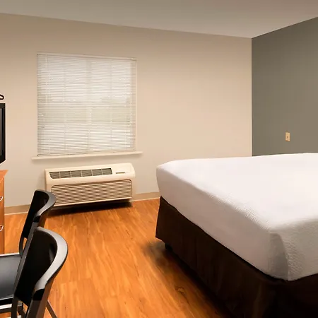 Woodspring Suites Council Bluffs-2