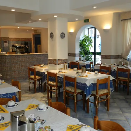 Hotel Punta Mesco-3