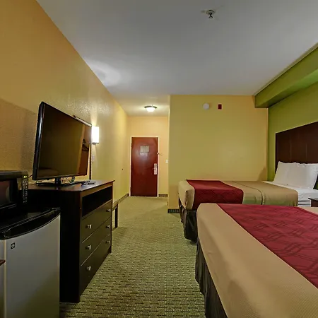 Magnolia Inn And Suites Olive Branch-3