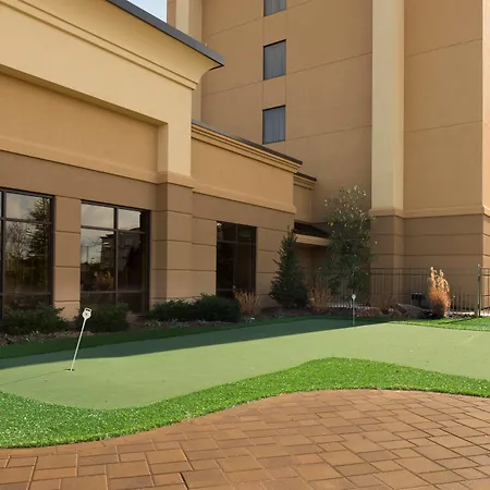 Hampton Inn & Suites Vineland-3