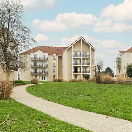 Residhome Roissy Village-2