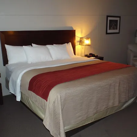 Baymont By Wyndham Columbus-3