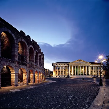 Escalus Luxury Suites Verona-2