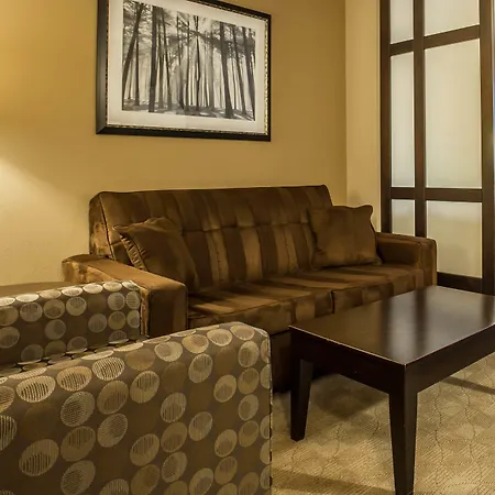 Comfort Suites Huntersville Near Lake Norman-3