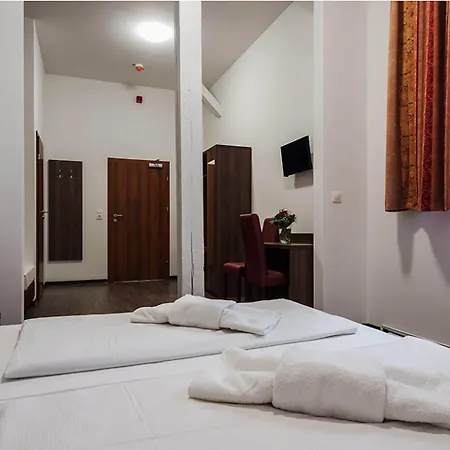 Queens Park Hotel-3