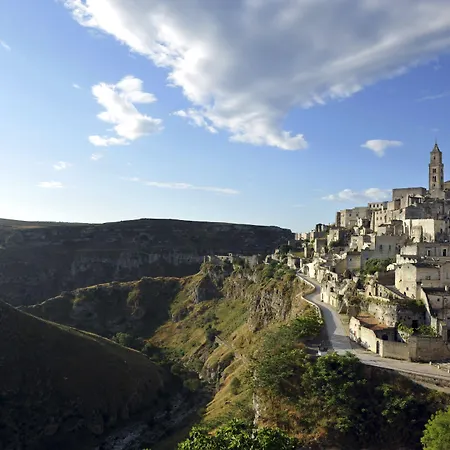 Sextantio Le Grotte Della Civita-3