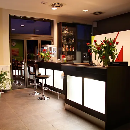 H+ Hotel 4Youth-2