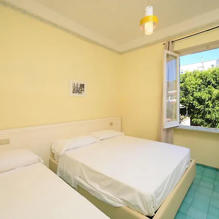 Villa Diana Rooms-3