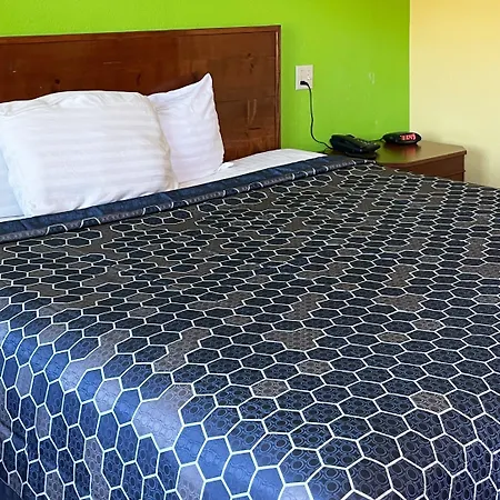 Royal Inn Linden-2