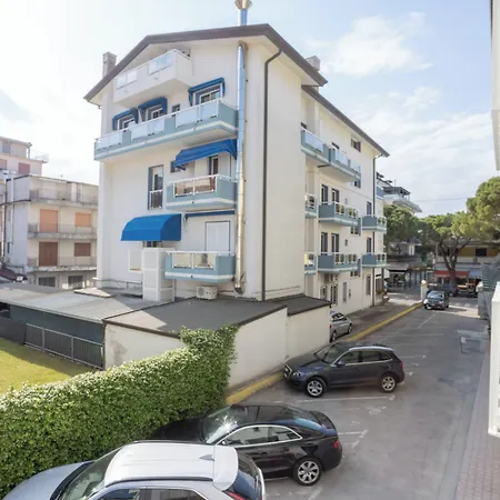 Hotel Diana-3