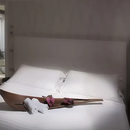 Q Hotel-3