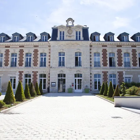 Hotel Et Spa Du Chateau-3