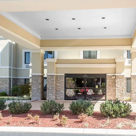 Sleep Inn & Suites Middlesboro-2