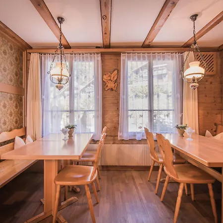 Gasthof Schoenegg B&B-3
