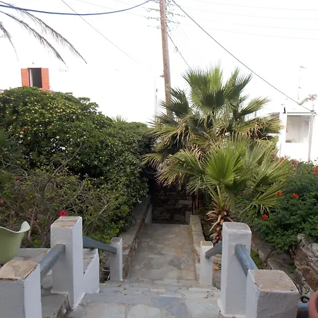 Studios & Suites Rania-3