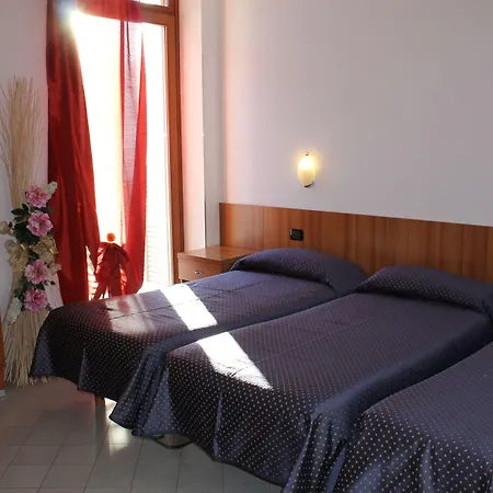 Hotel Rezia-2