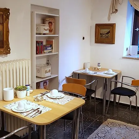 Hotel Cornelia-3