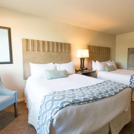 Cambria Landing Inn And Suites-2