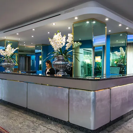 Hotel Royal-2