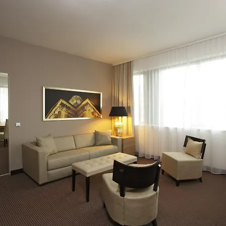 H4 Hotel Berlin Alexanderplatz-2
