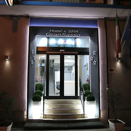 Hotel Gran Sasso & Spa-3