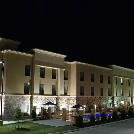 Hampton Inn & Suites Center-2