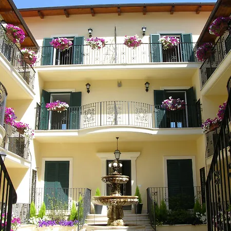 Aurelia Vatican Apartments-3
