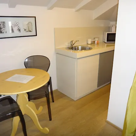 Hotel Ariston & Apartments-3