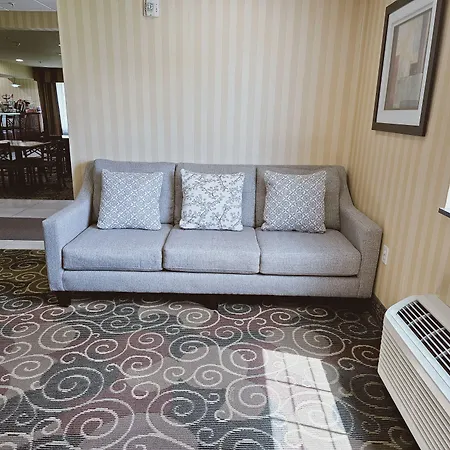 Cobblestone Inn & Suites - Bloomfield-3