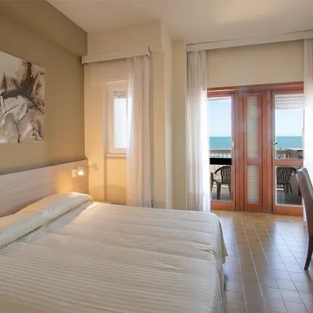 Hotel Scacciapensieri-3