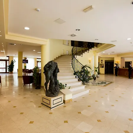 Grand Hotel Elite-2