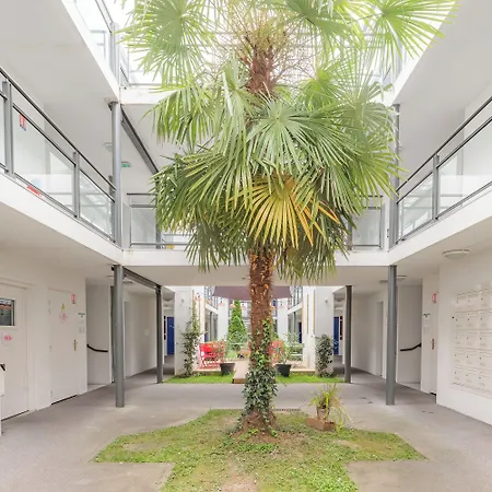 Appart'City Confort Pau Centre-3