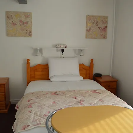 Smugglers Hotel-2