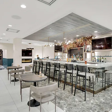Hilton Garden Inn Toronto/Brampton-2