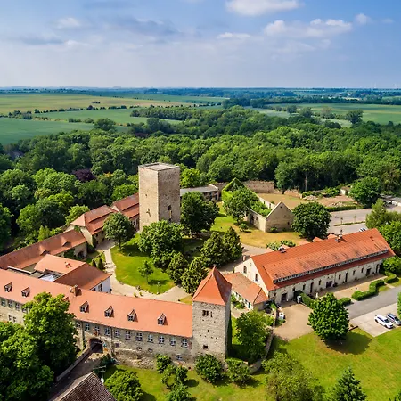 Hotel Burg Wanzleben-3