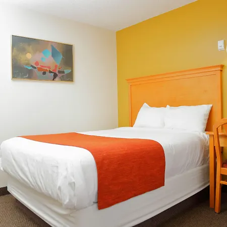 Chateau Motel-2