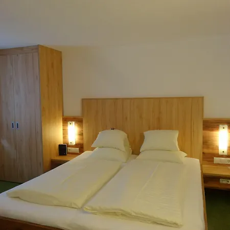 Hotel Gundolf-3