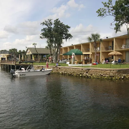 The Port Hotel And Marina-2