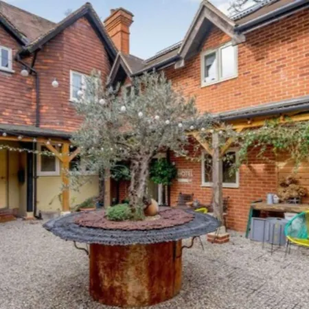 The Kingsley At Eversley-2
