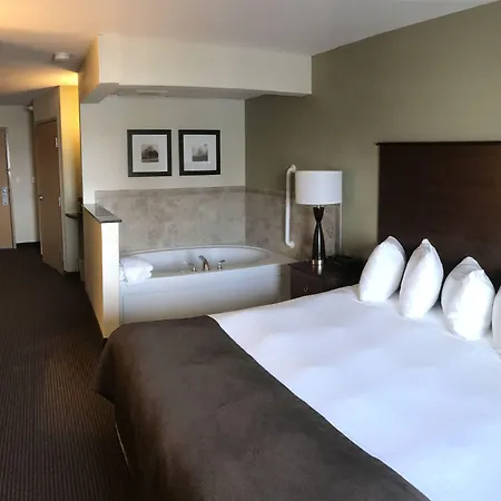 Americinn By Wyndham Osage-3