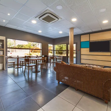 B&B Hotel Perpignan Saleilles-3