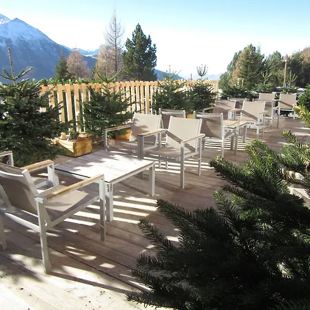 Hotels Les Catrems&Le Montagnou-3