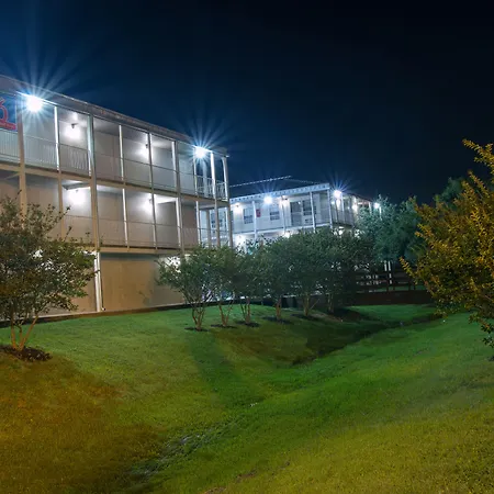 Studio 6-San Antonio, Tx - Lackland Afb-2