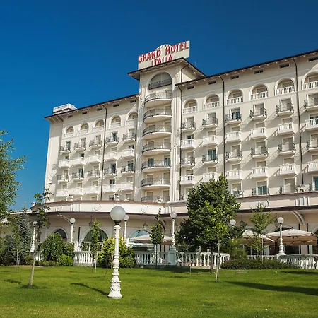 Grand Hotel Italia-3