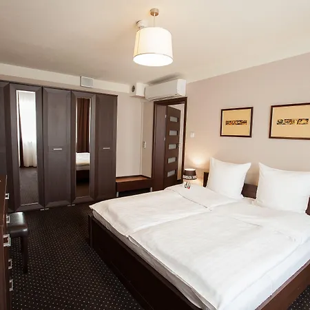 Hotel Diament Spodek-3