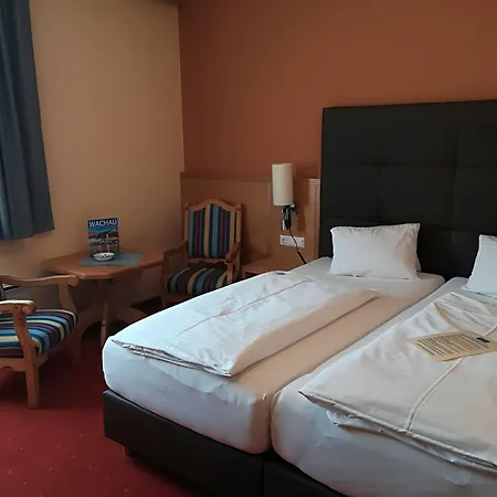 Hotel Donauhof-3