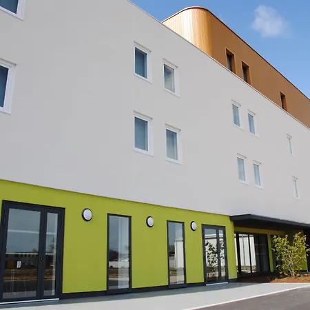 Brit Hotel Vendée Mer-2