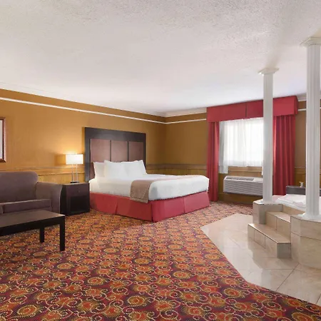 Travelodge By Wyndham Meadow Lake-3
