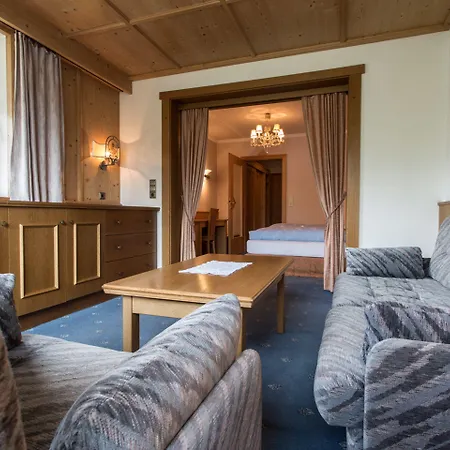 Hotel Solstein-2