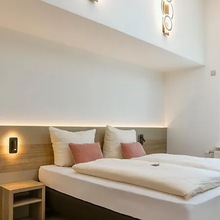 Hotel Kalenborner Höhe-3